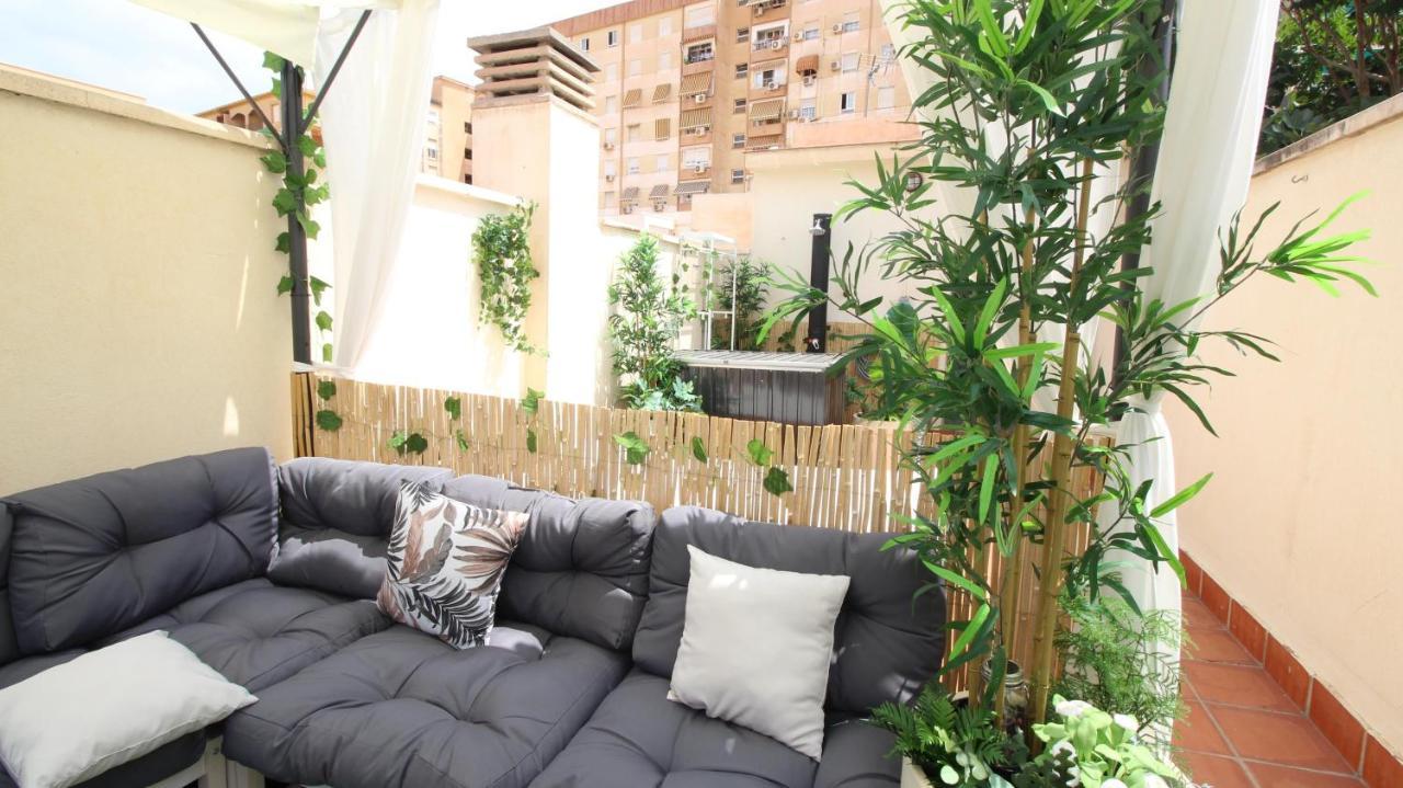 Del Parque Flats Atico Capuchinos Appartement Málaga Buitenkant foto