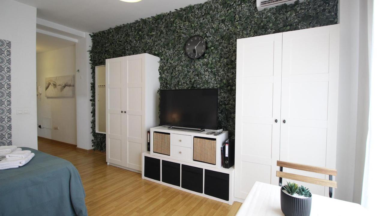 Del Parque Flats Atico Capuchinos Appartement Málaga Buitenkant foto
